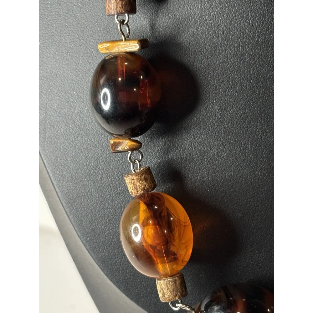 N/A amber acrylic